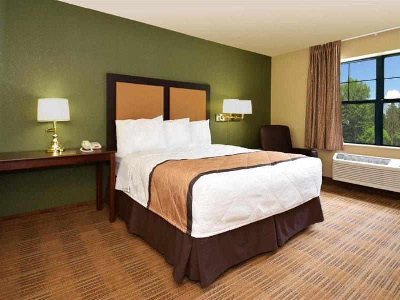 Extended Stay America Suites - Hampton - Coliseum Exterior photo