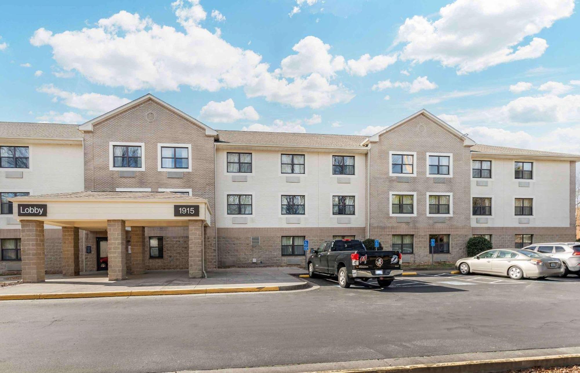 Extended Stay America Suites - Hampton - Coliseum Exterior photo
