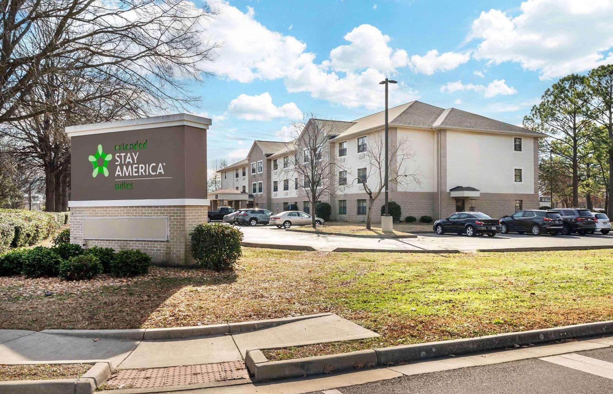 Extended Stay America Suites - Hampton - Coliseum Exterior photo